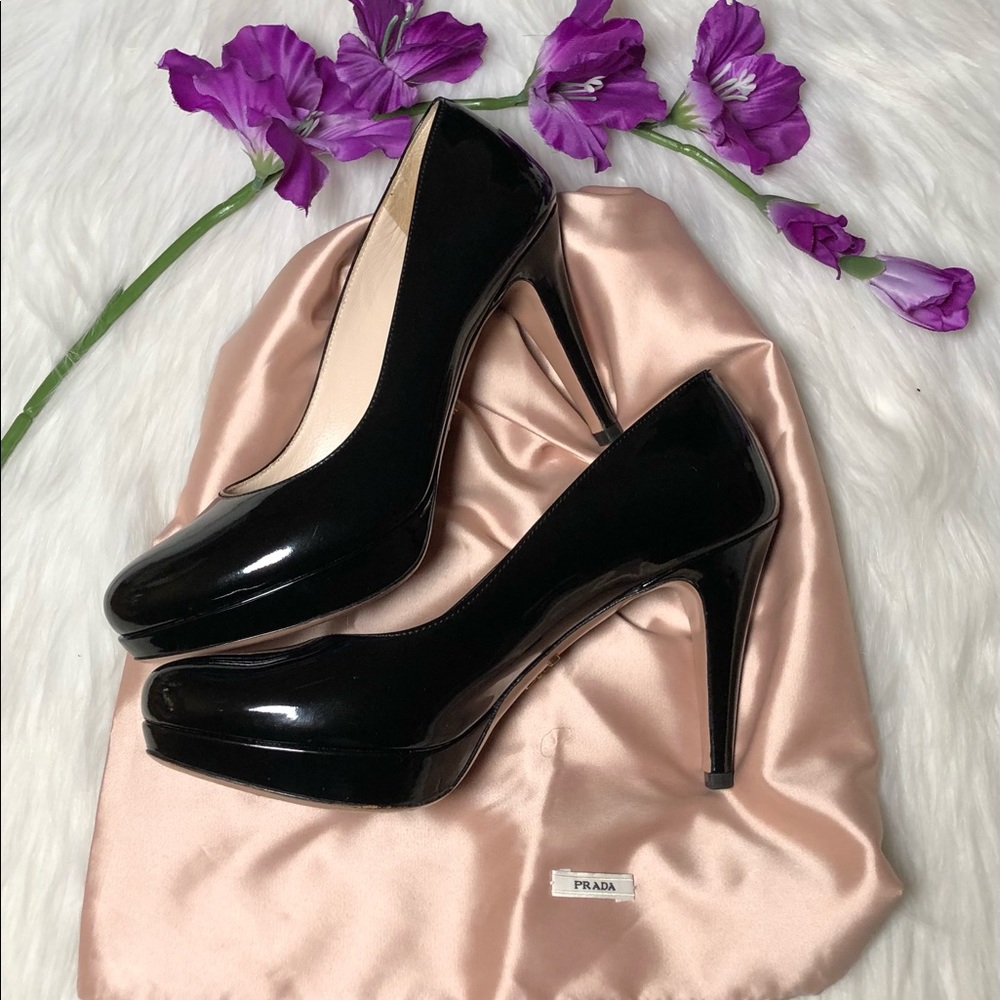 Prada Vernice Chic Nero Black Patent Leather Heels/ Pumps,Size-36.5